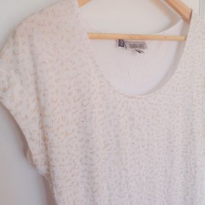 Jennifer Lopez sparkly t-shirt